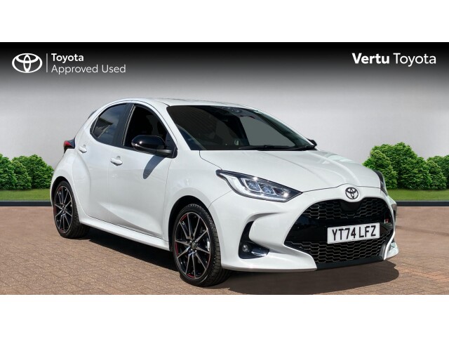 Main listing image - Toyota Yaris