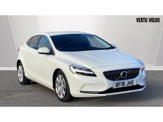 Main listing image - Volvo V40