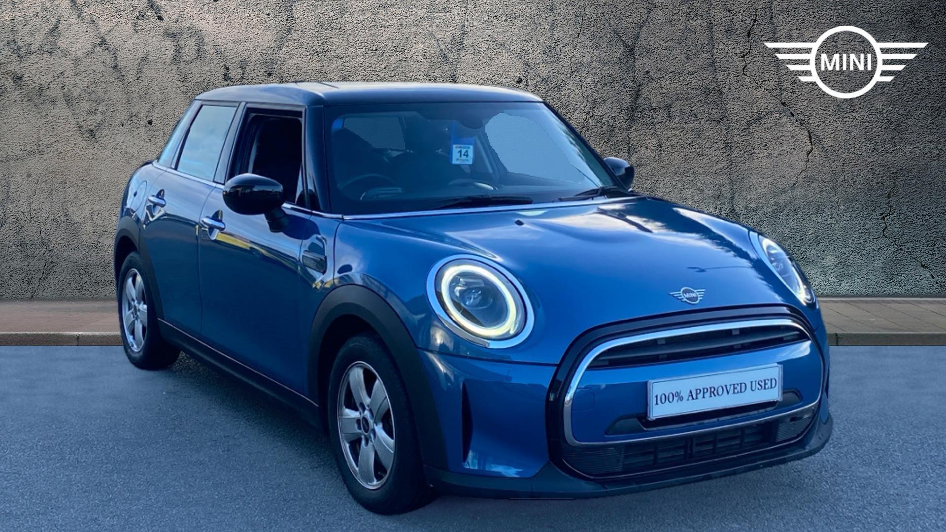 Main listing image - MINI Hatchback 5dr