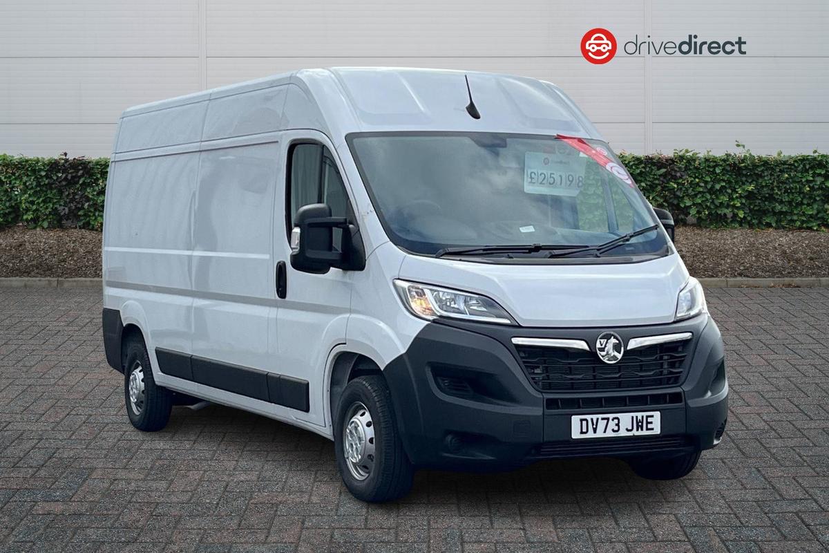 Main listing image - Vauxhall Movano