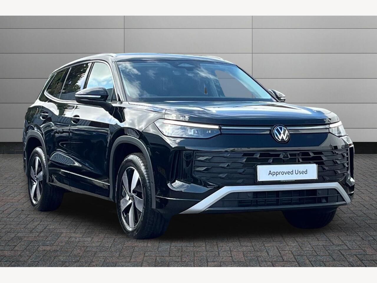 Main listing image - Volkswagen Tayron