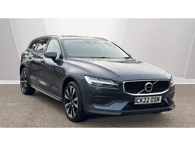 Main listing image - Volvo V60 Cross Country