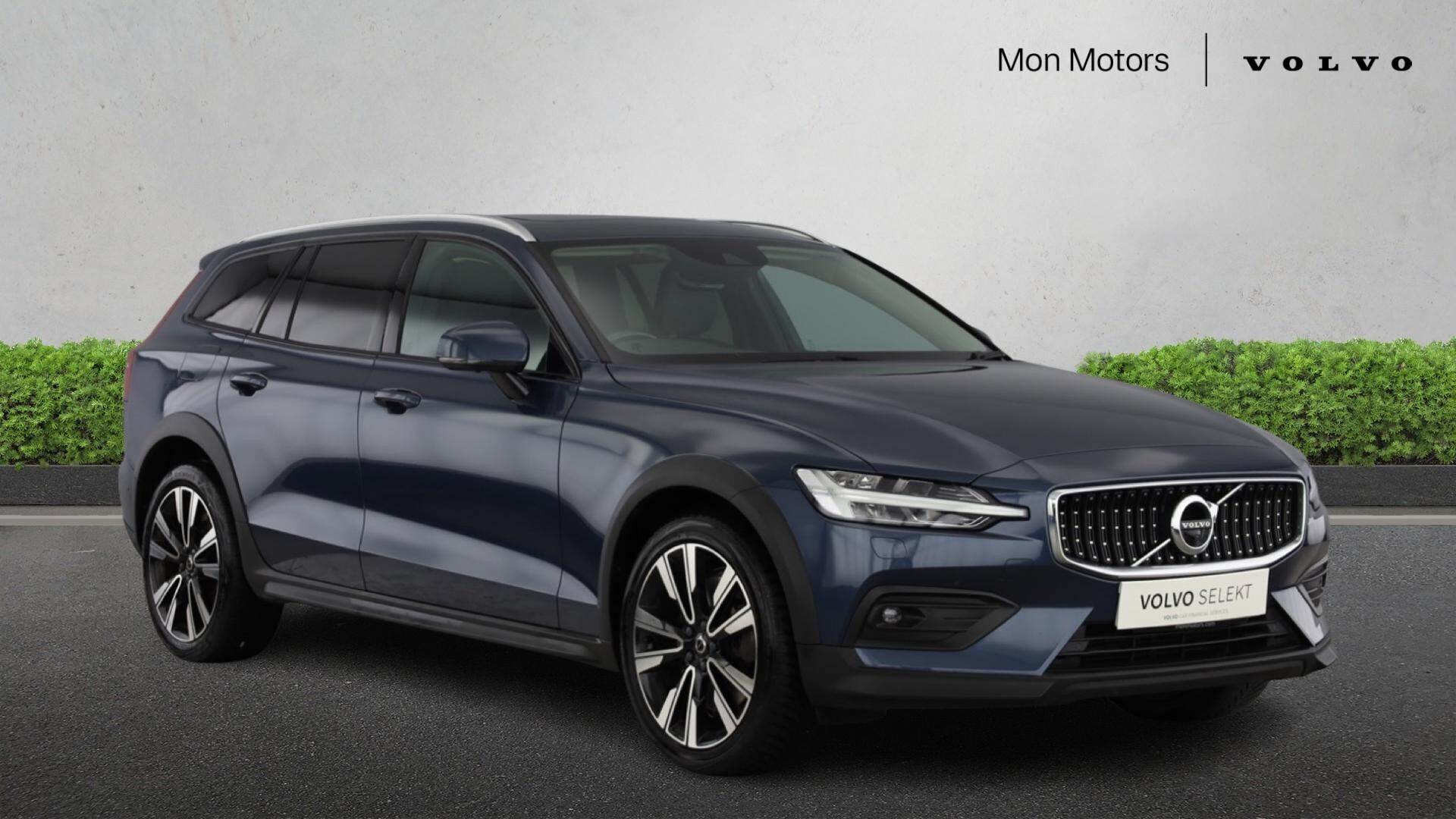 Main listing image - Volvo V60