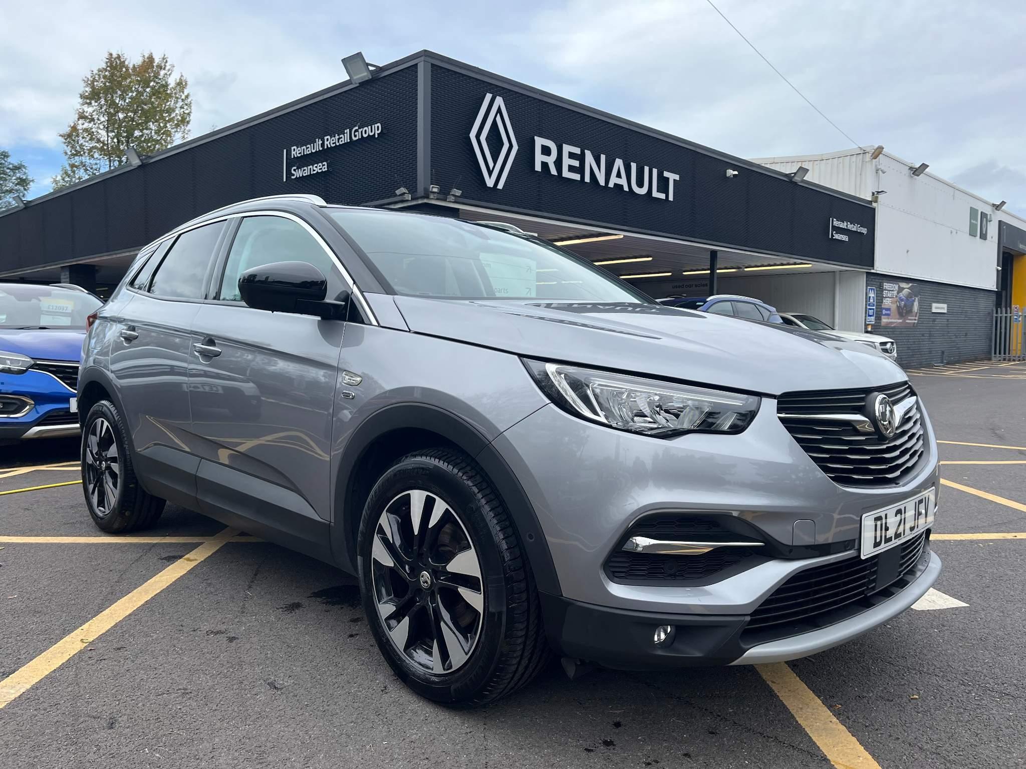 Main listing image - Vauxhall Grandland X