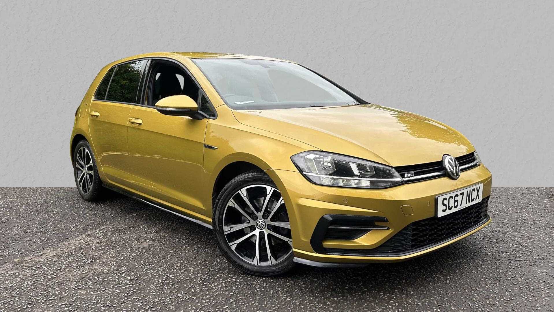 Main listing image - Volkswagen Golf