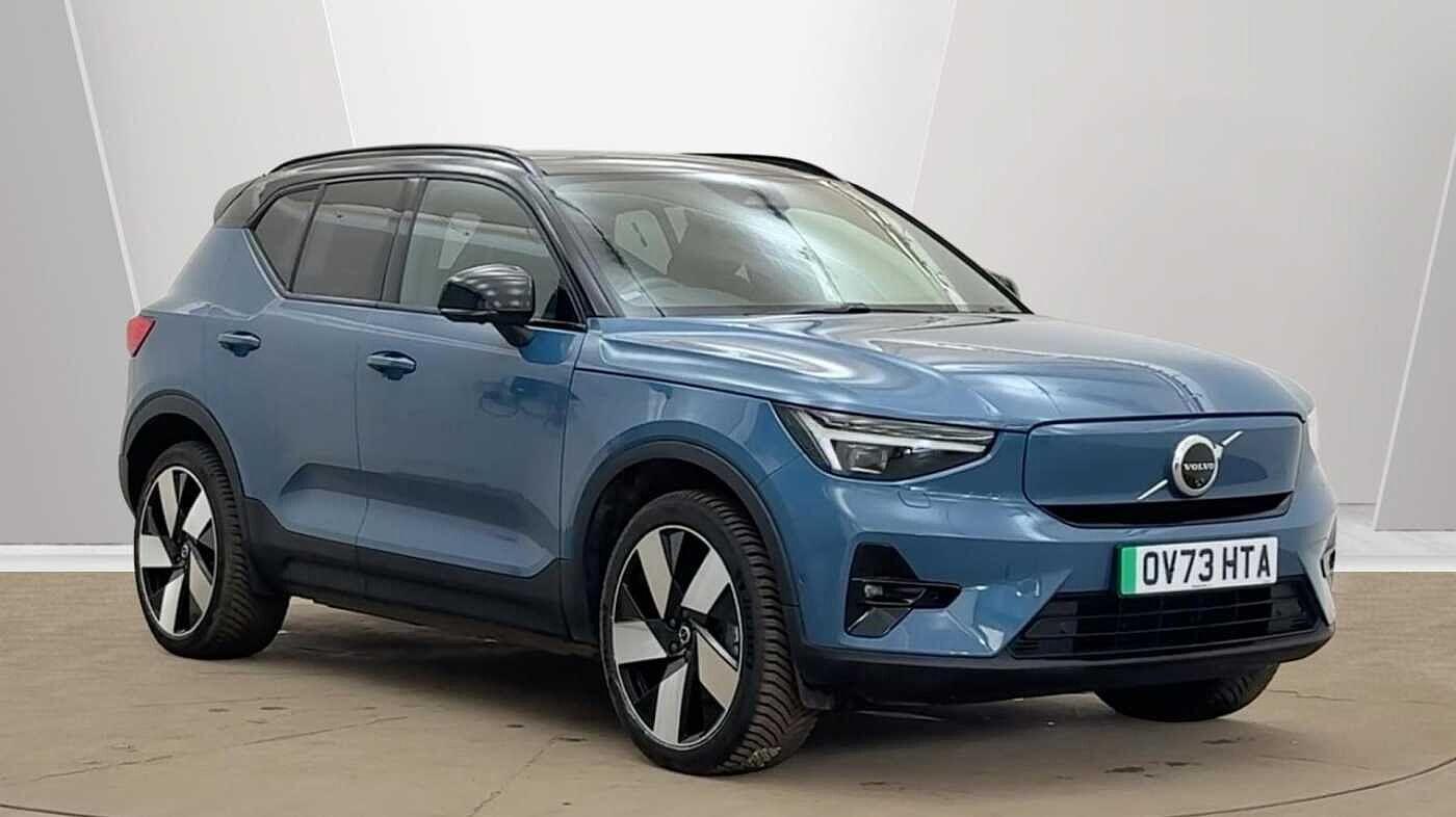Main listing image - Volvo XC40