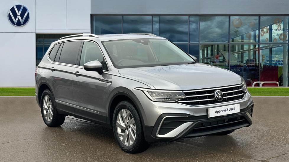 Main listing image - Volkswagen Tiguan Allspace