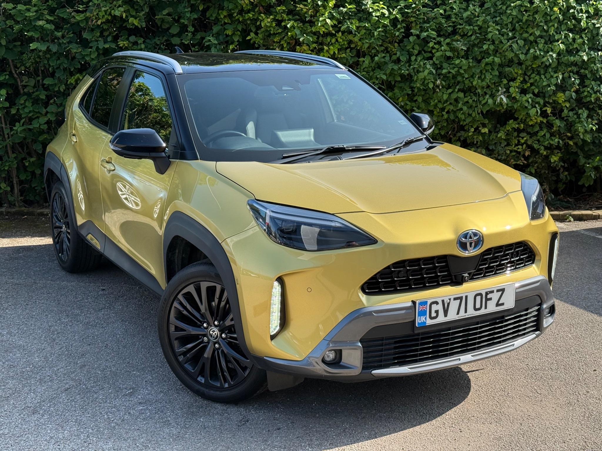 Main listing image - Toyota Yaris Cross