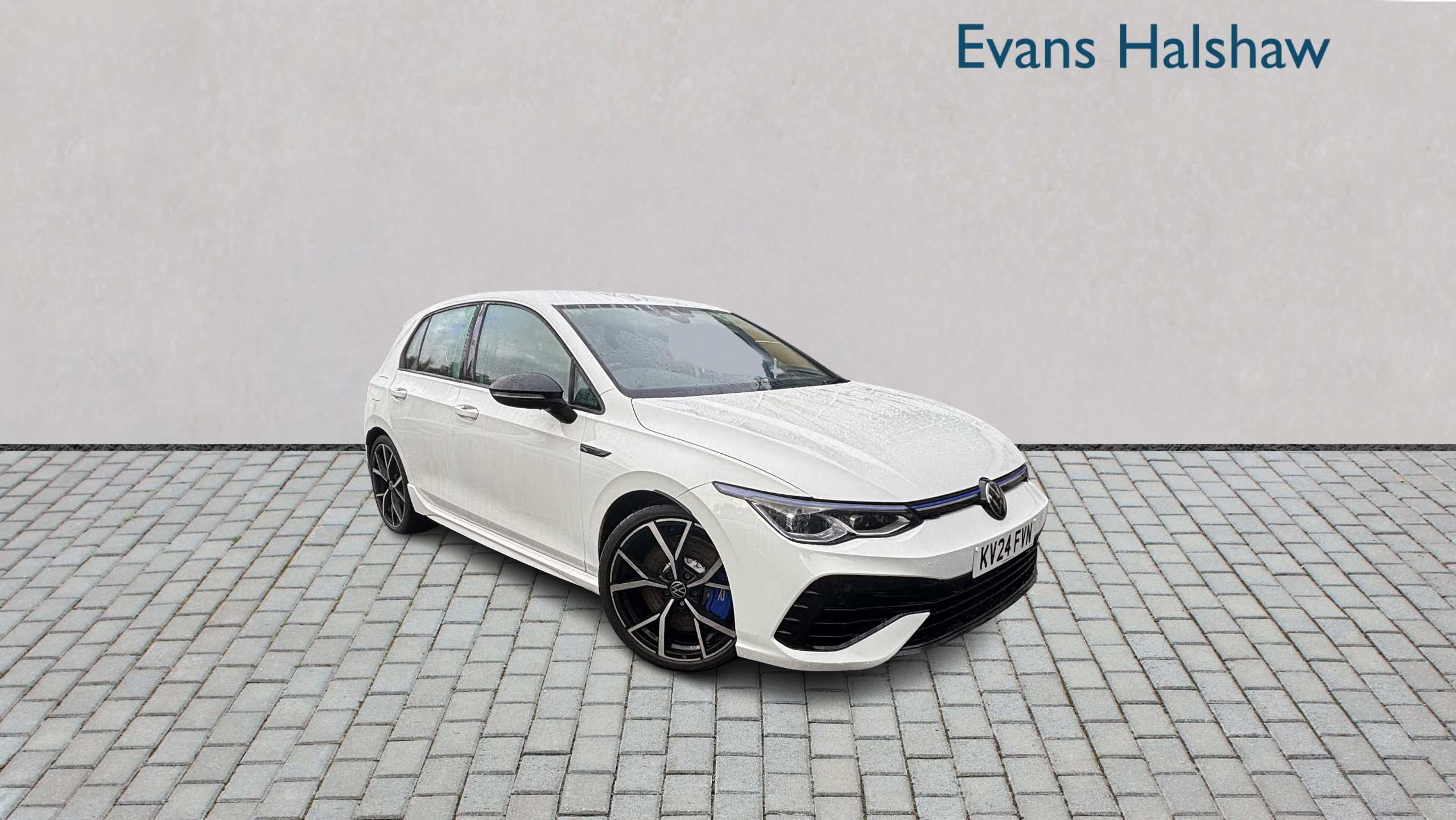 Main listing image - Volkswagen Golf R