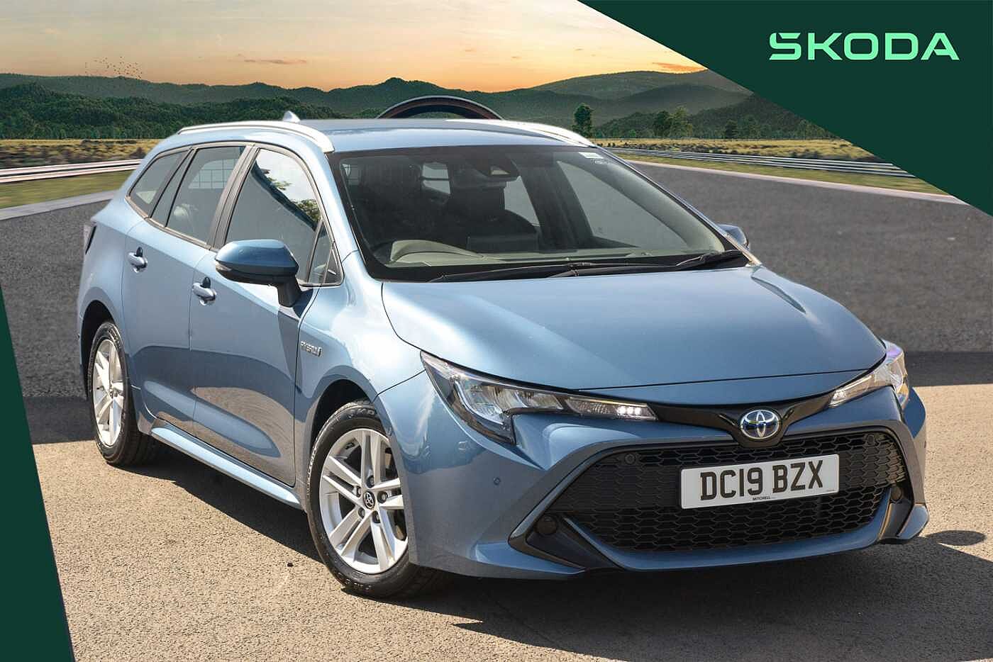Main listing image - Toyota Corolla Touring Sport