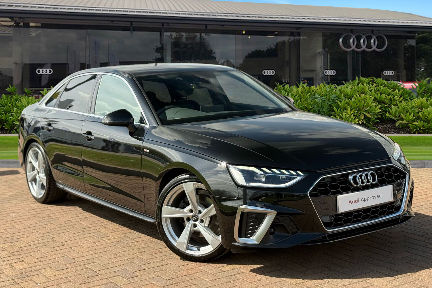 Main listing image - Audi A4