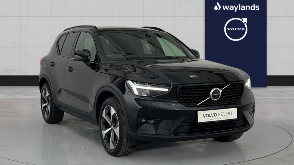 Main listing image - Volvo XC40