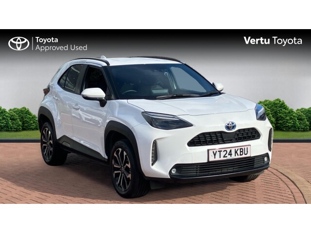 Main listing image - Toyota Yaris Cross