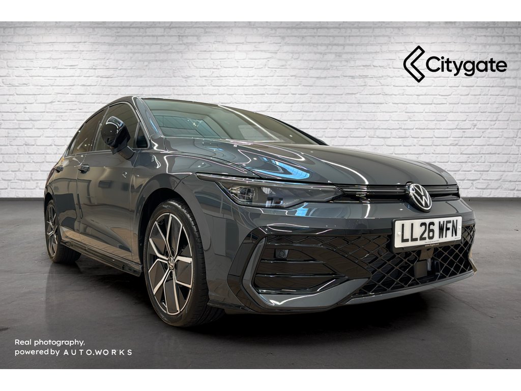 Main listing image - Volkswagen Golf