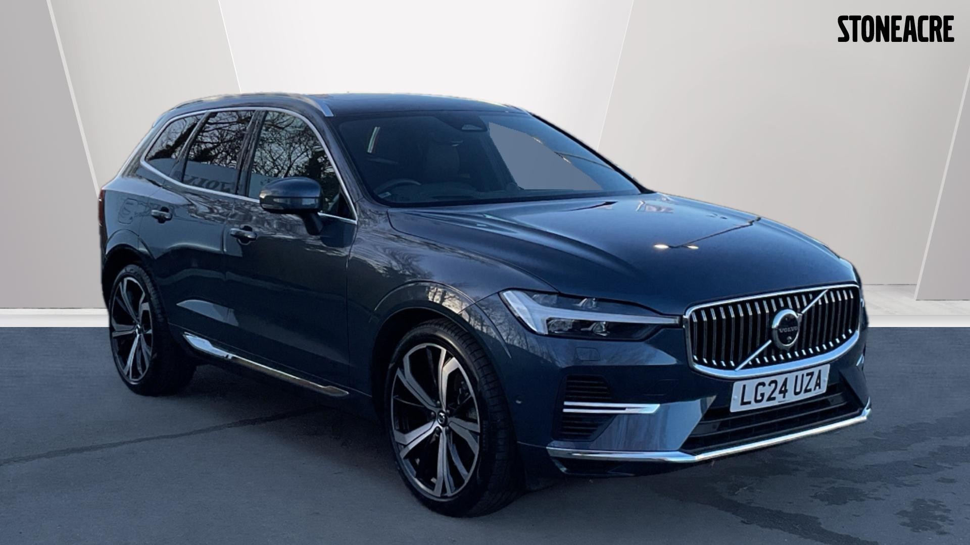 Main listing image - Volvo XC60
