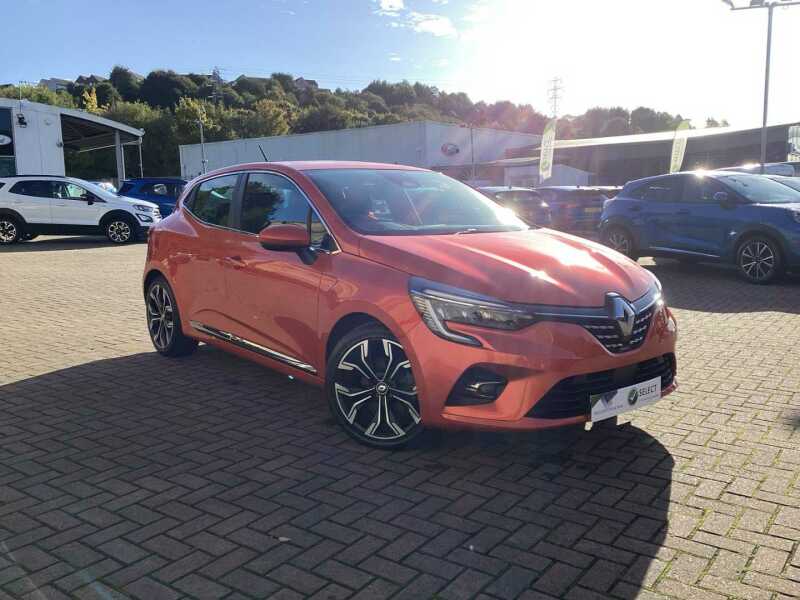 Main listing image - Renault Clio