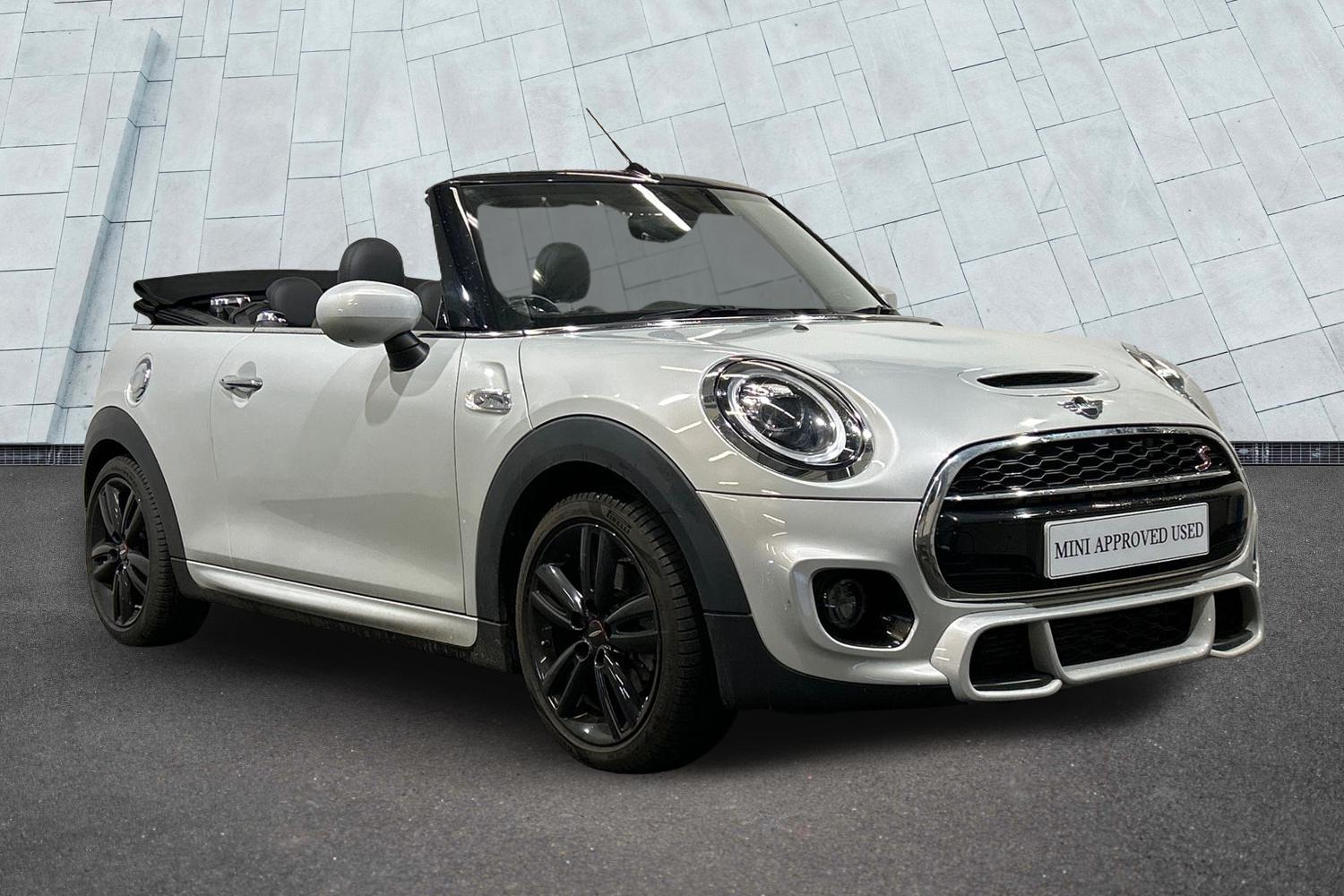 Main listing image - MINI Convertible