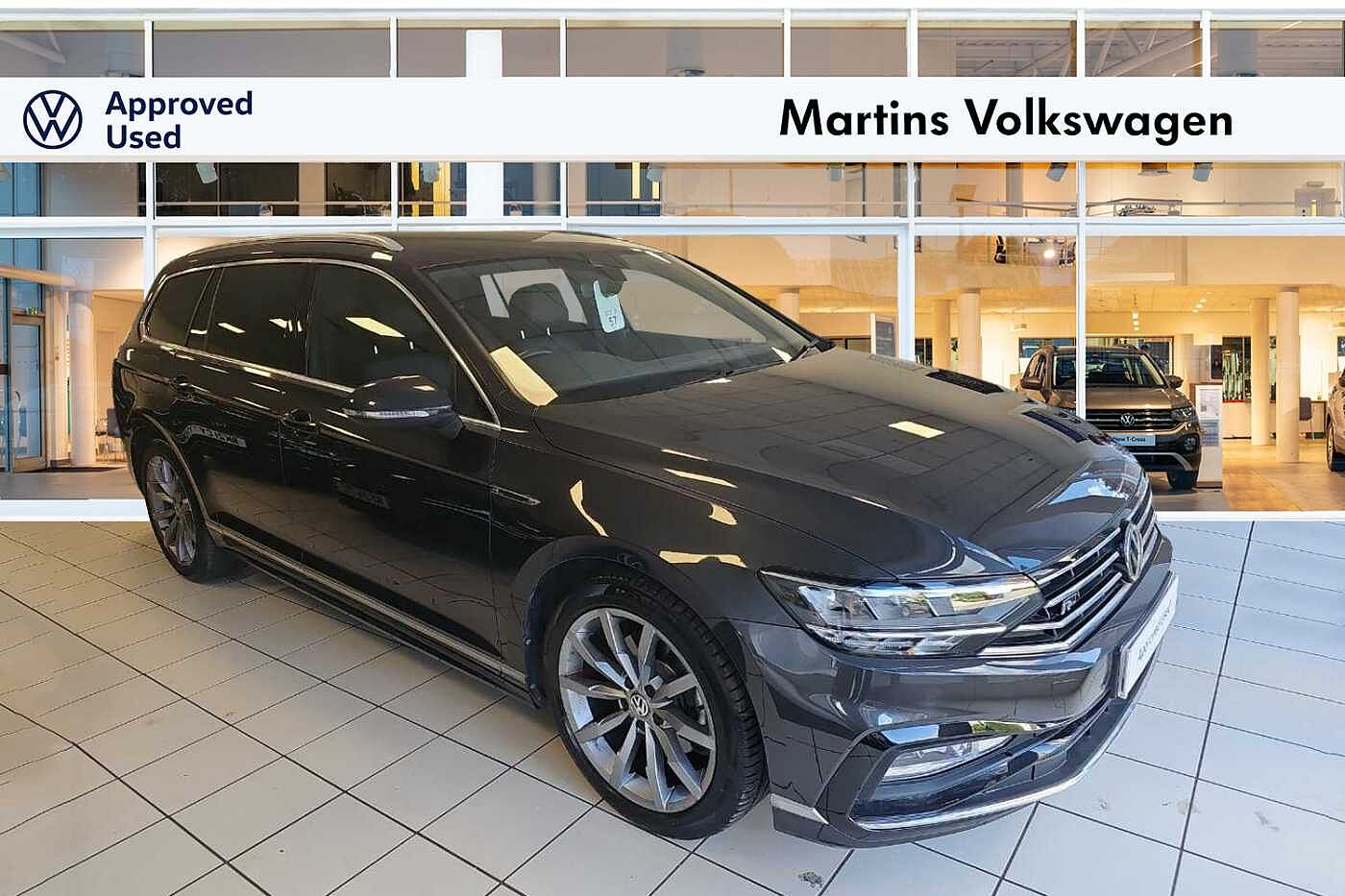 Main listing image - Volkswagen Passat Estate