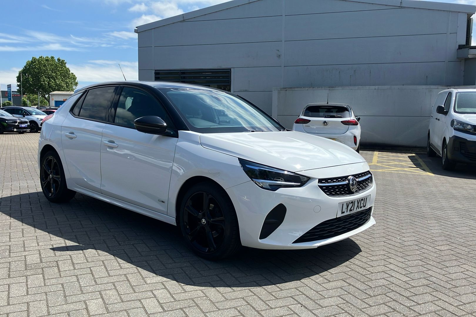 Main listing image - Vauxhall Corsa