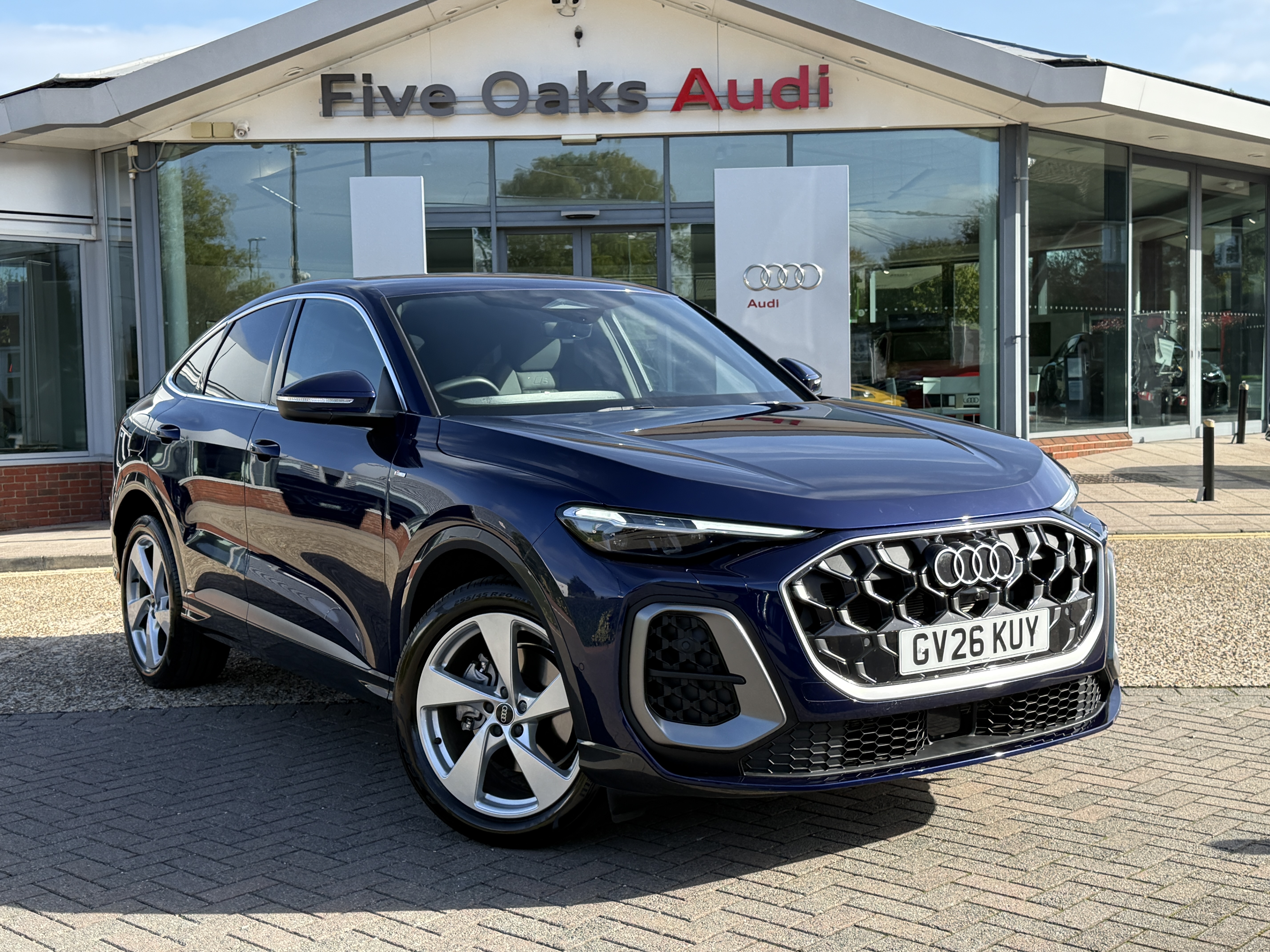 Main listing image - Audi Q5