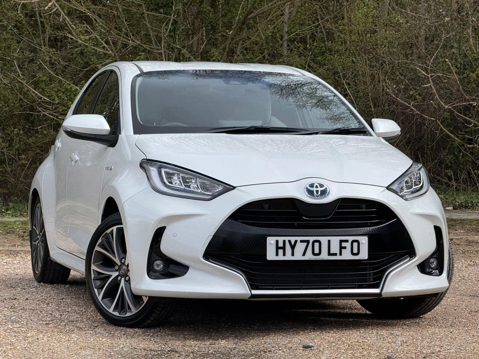 Main listing image - Toyota Yaris