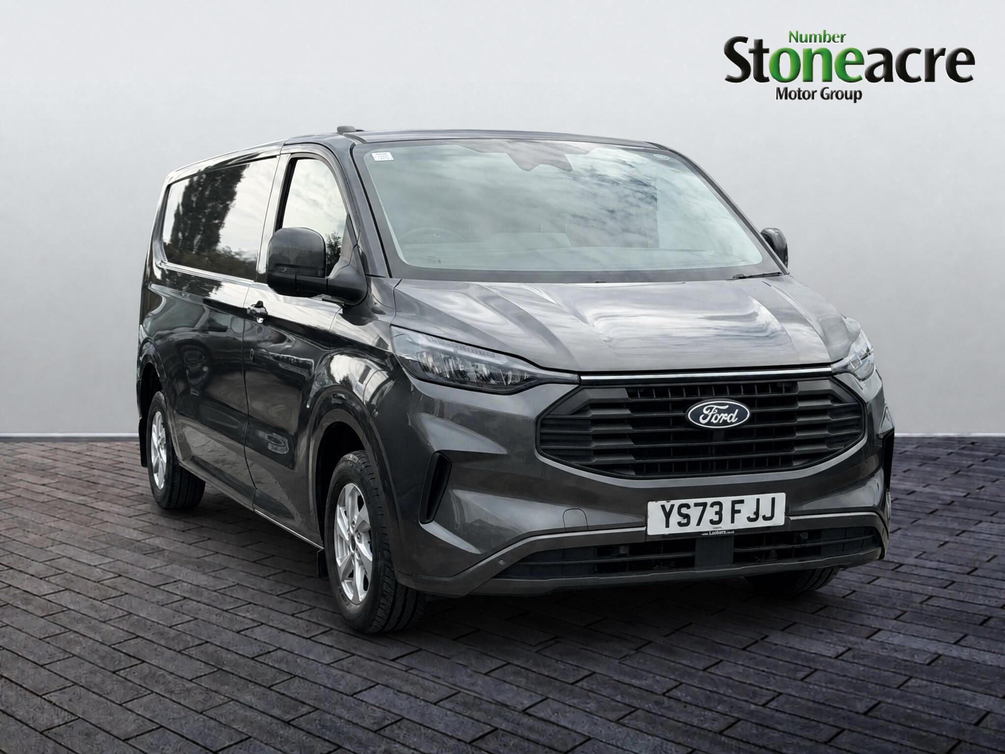 Main listing image - Ford Transit Custom