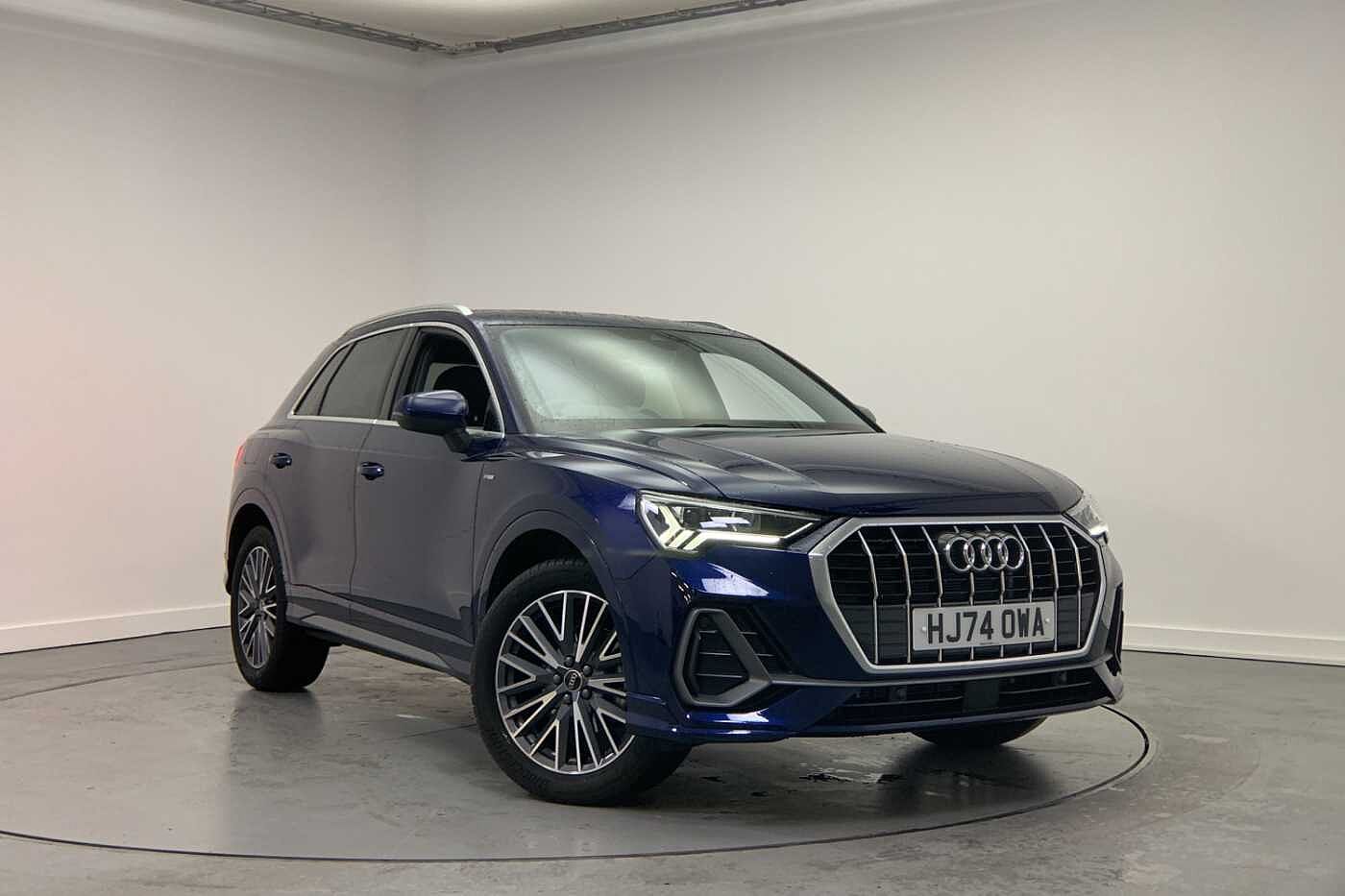 Main listing image - Audi Q3