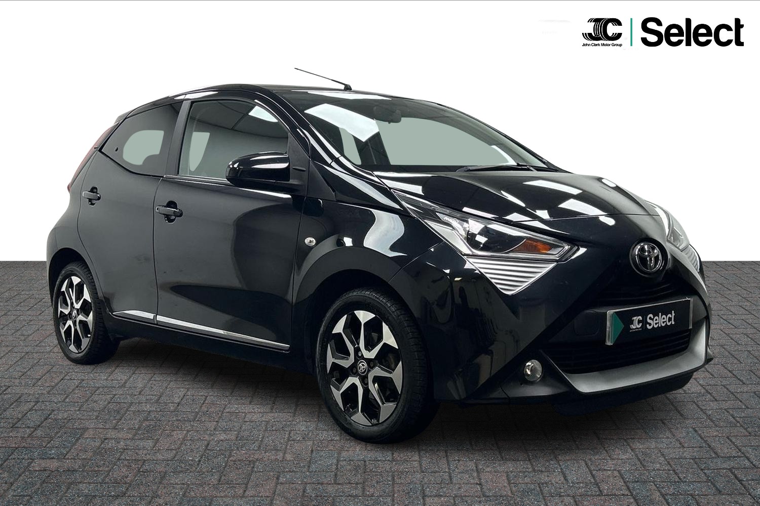 Main listing image - Toyota Aygo