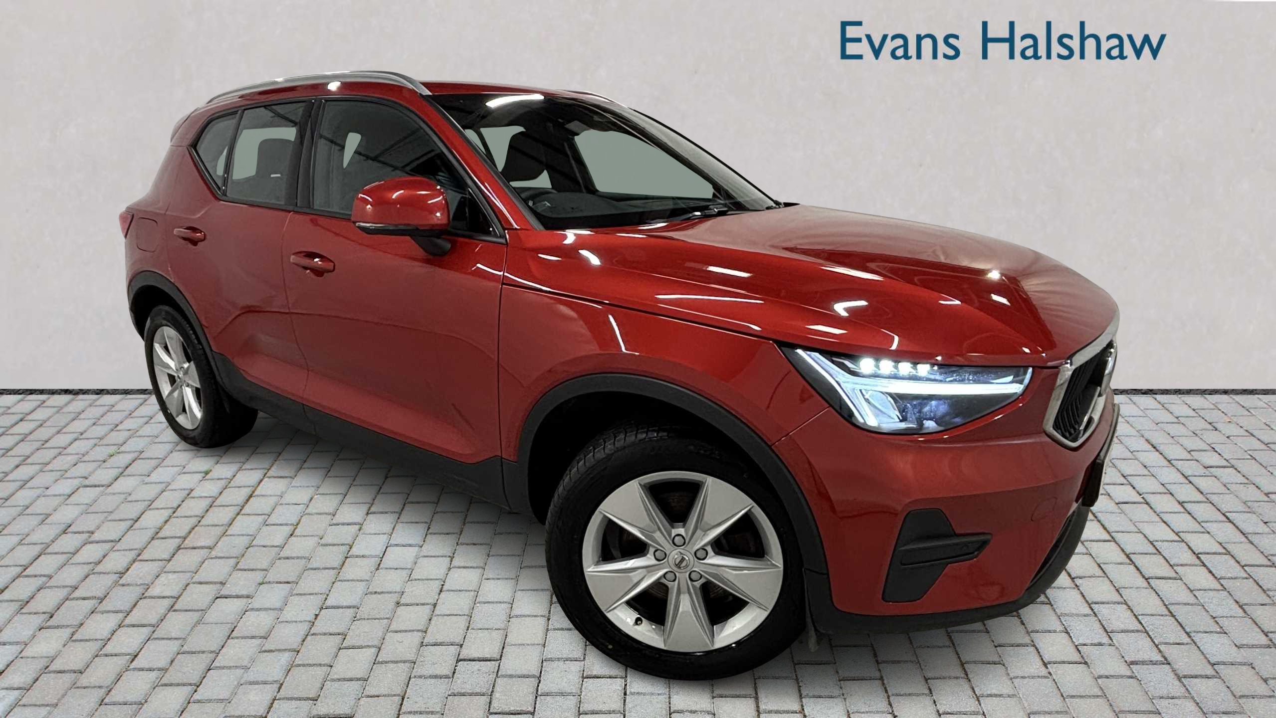 Main listing image - Volvo XC40
