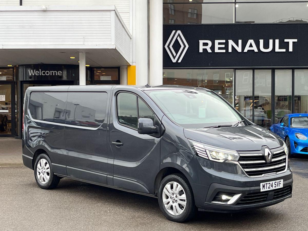 Main listing image - Renault Trafic