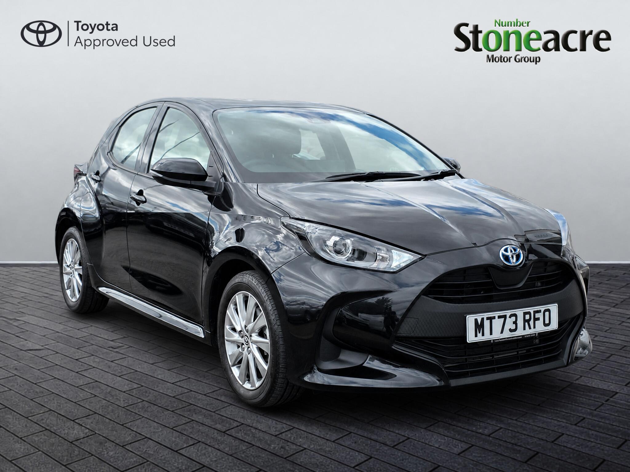 Main listing image - Toyota Yaris