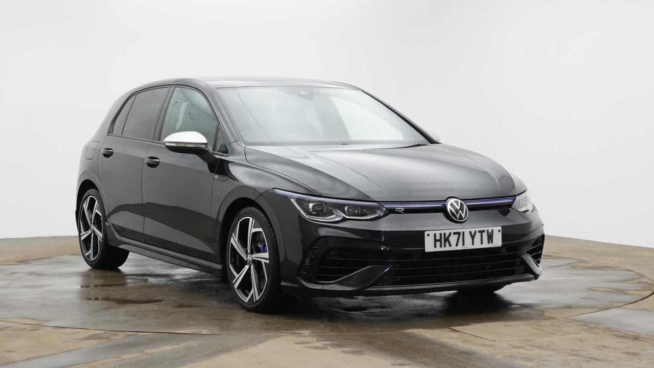 Main listing image - Volkswagen Golf R