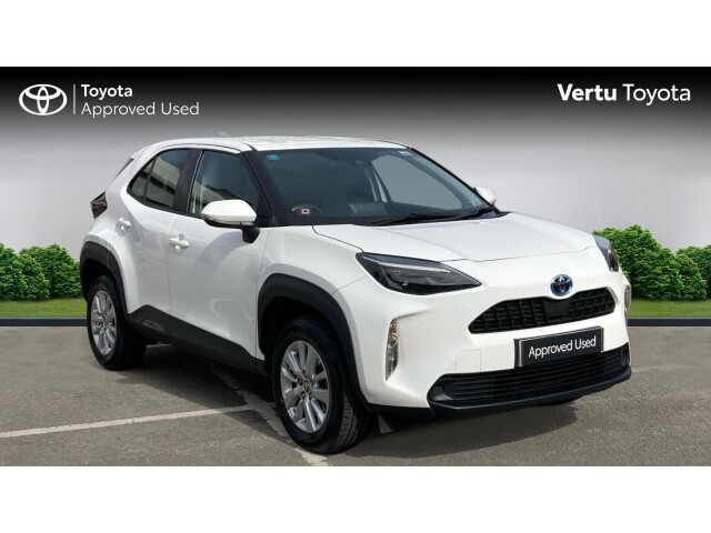Main listing image - Toyota Yaris Cross