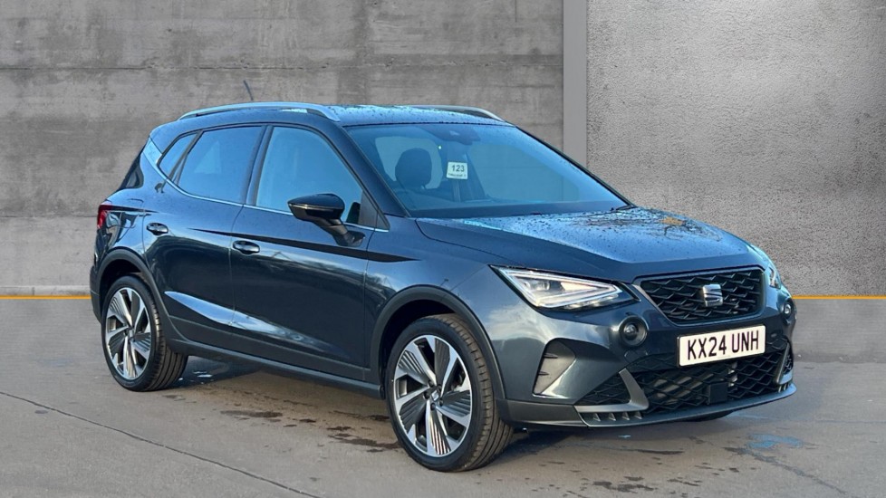 Main listing image - SEAT Arona