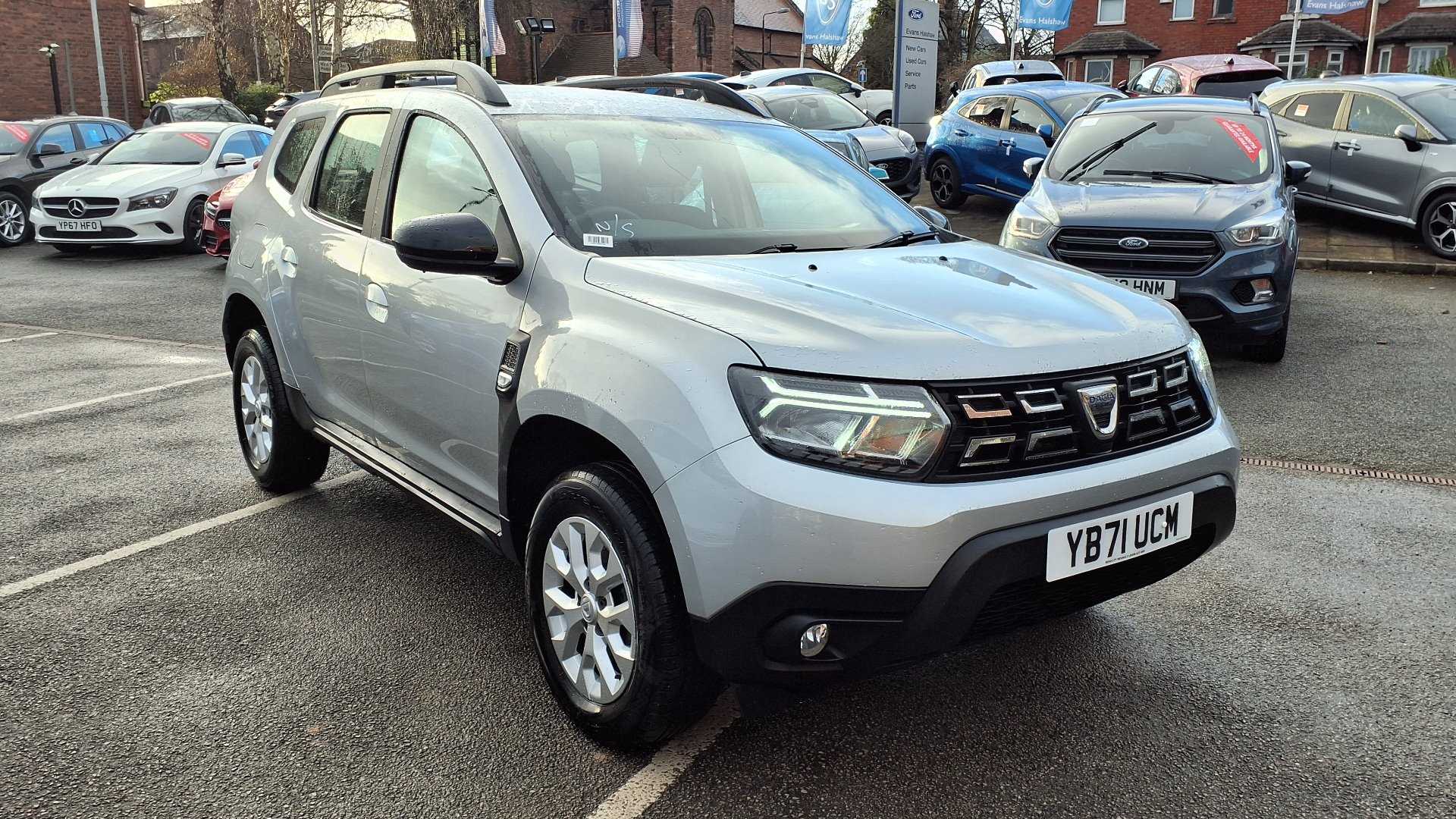 Main listing image - Dacia Duster