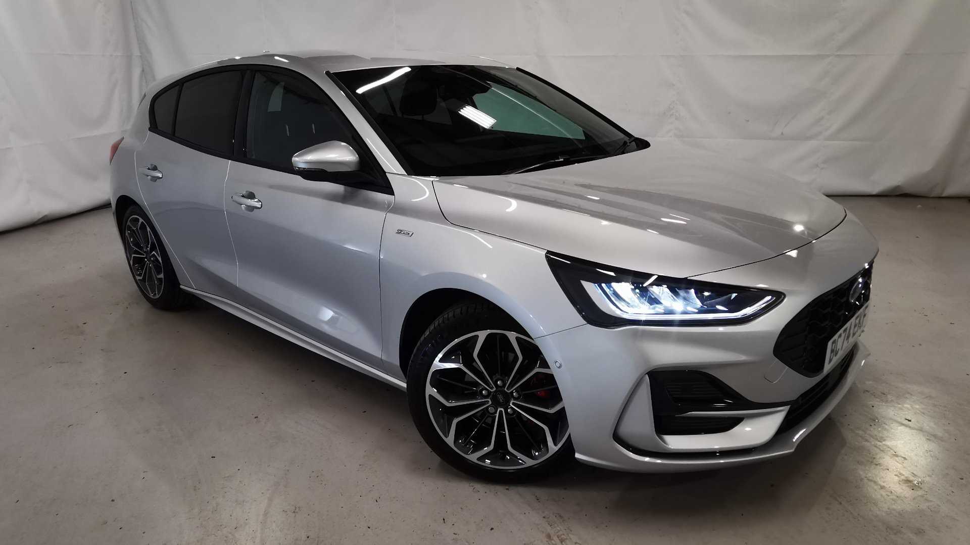 Main listing image - Ford Focus