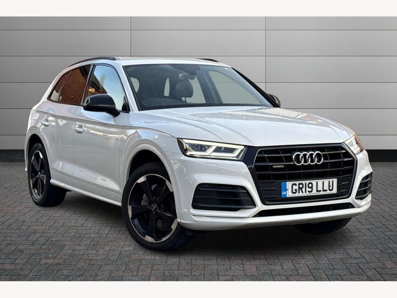 Main listing image - Audi Q5