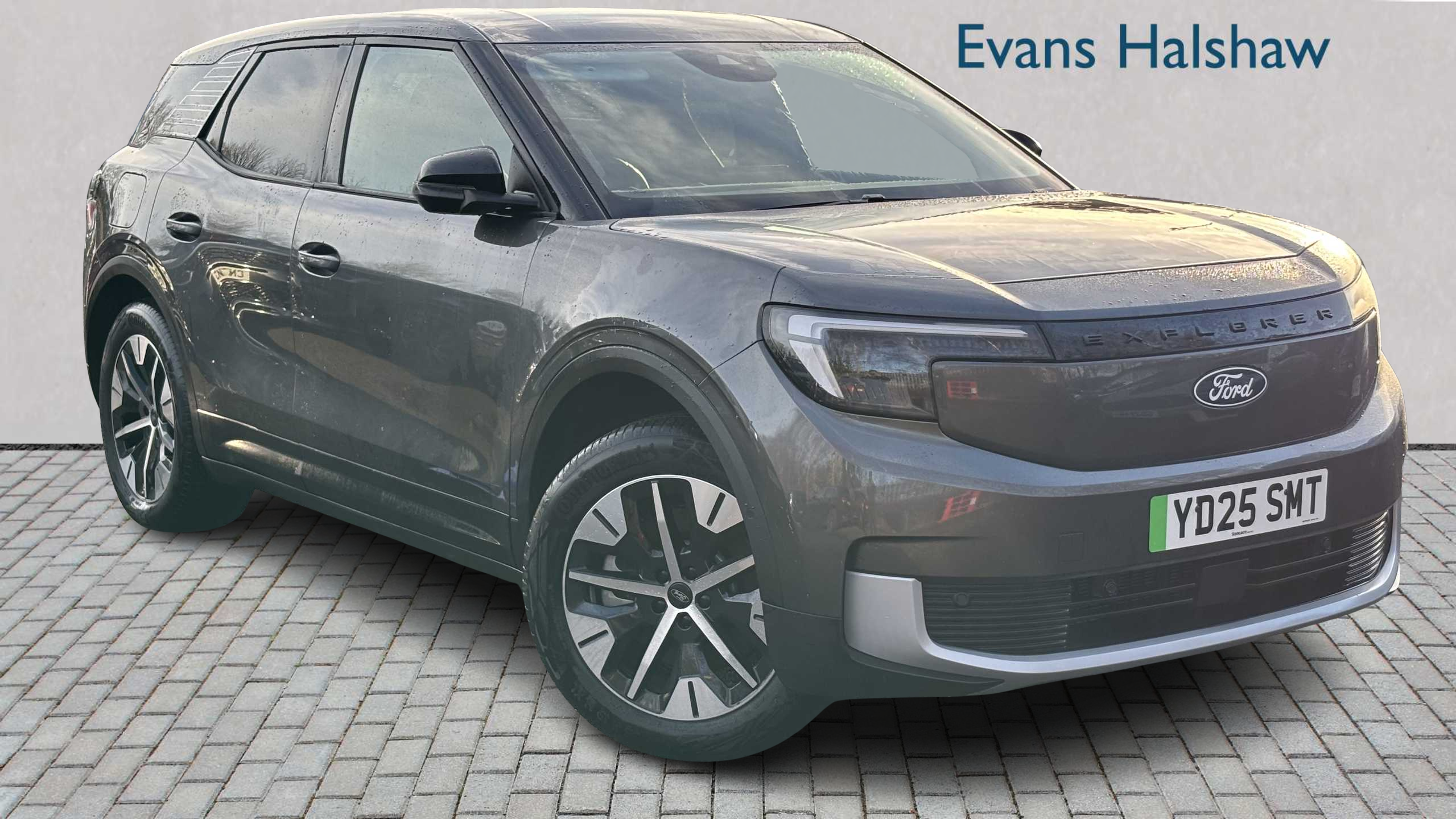 Main listing image - Ford Explorer