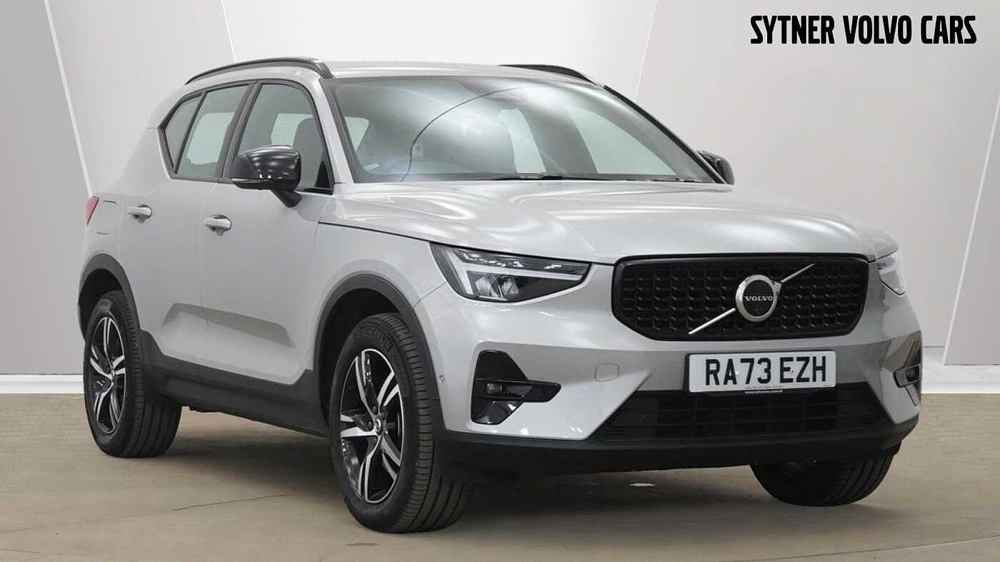 Main listing image - Volvo XC40