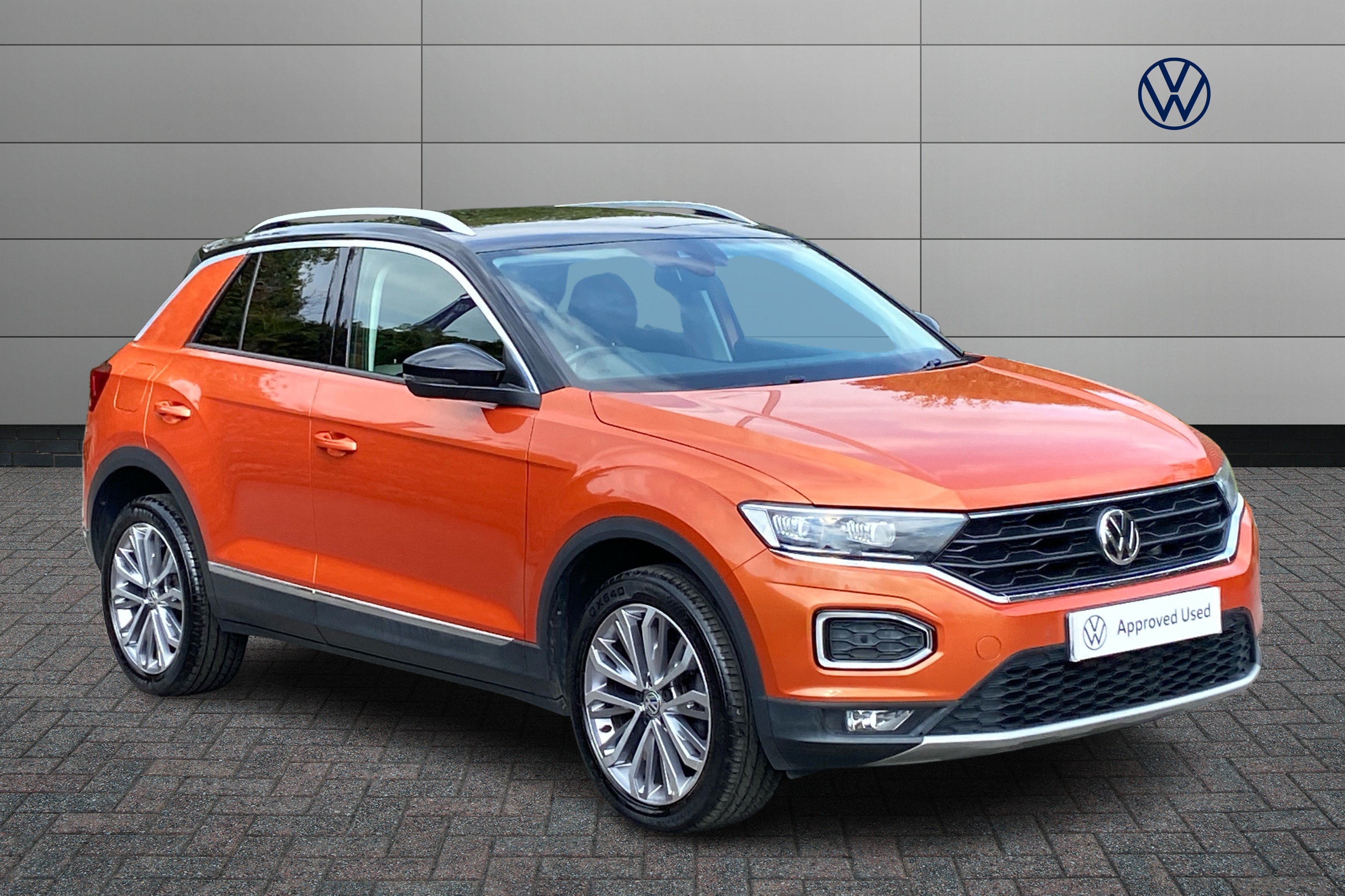 Main listing image - Volkswagen T-Roc