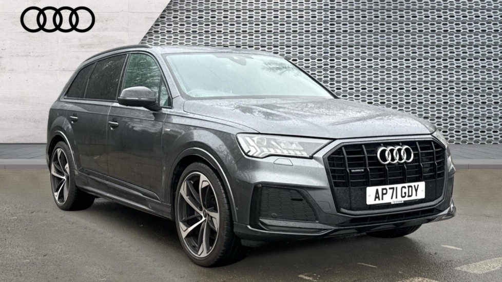 Main listing image - Audi Q7