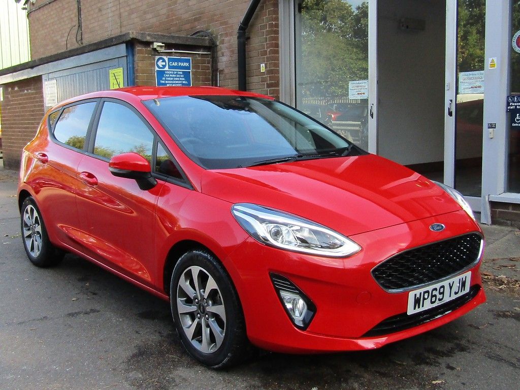 Main listing image - Ford Fiesta