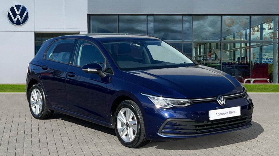 Main listing image - Volkswagen Golf