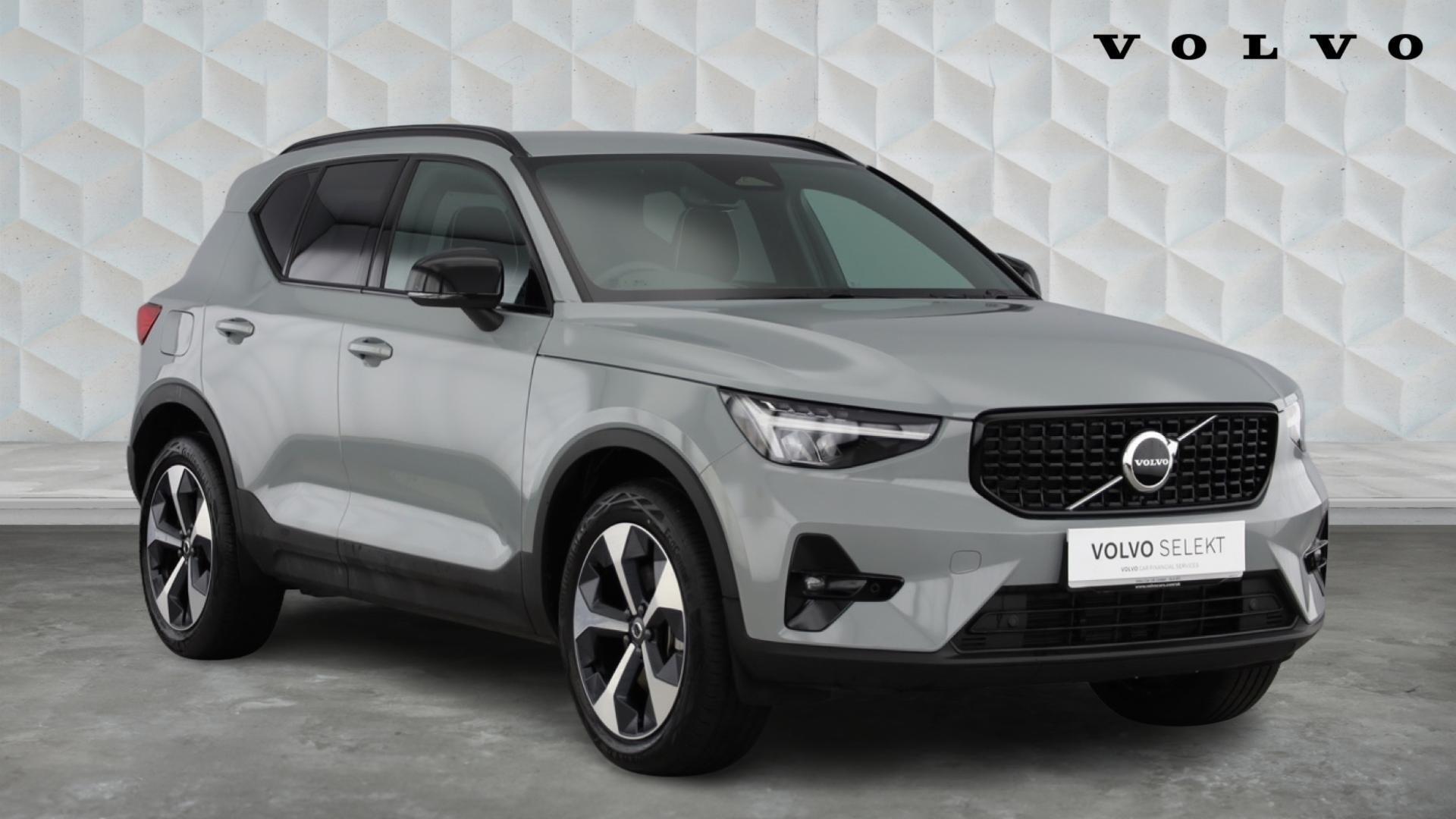 Main listing image - Volvo XC40