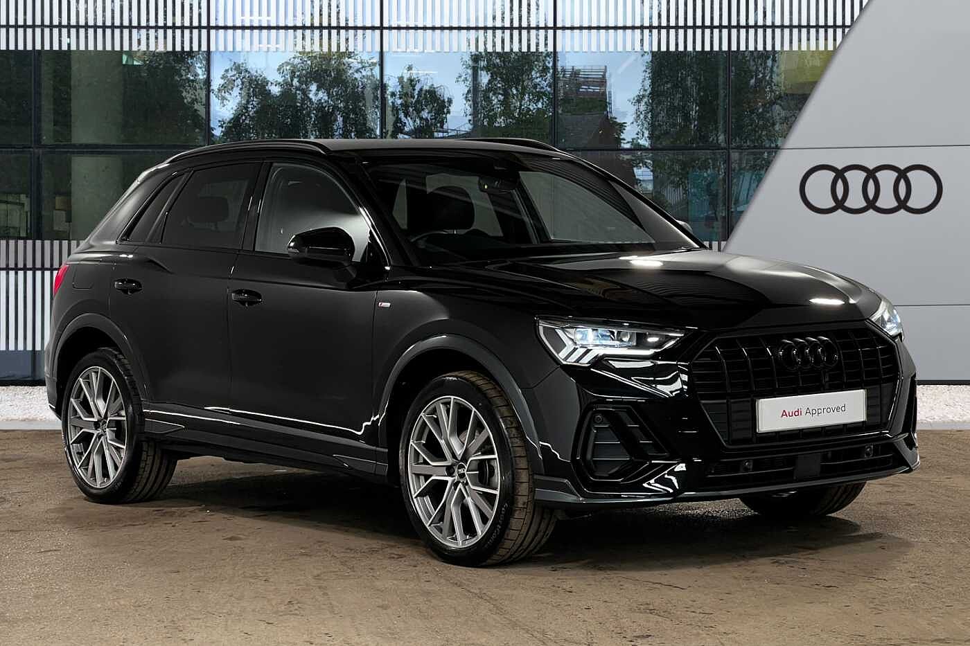 Main listing image - Audi Q3