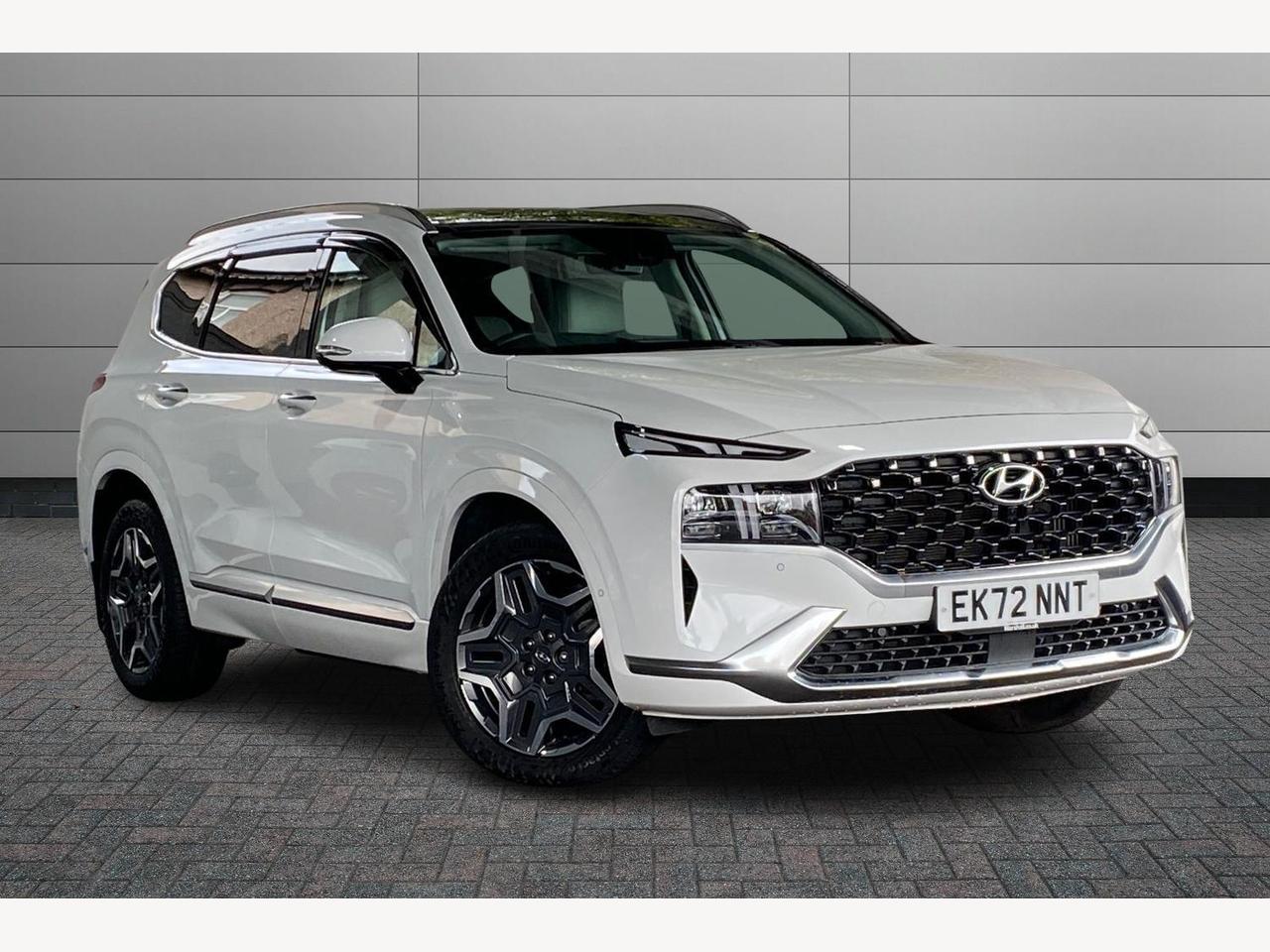 Main listing image - Hyundai Santa Fe