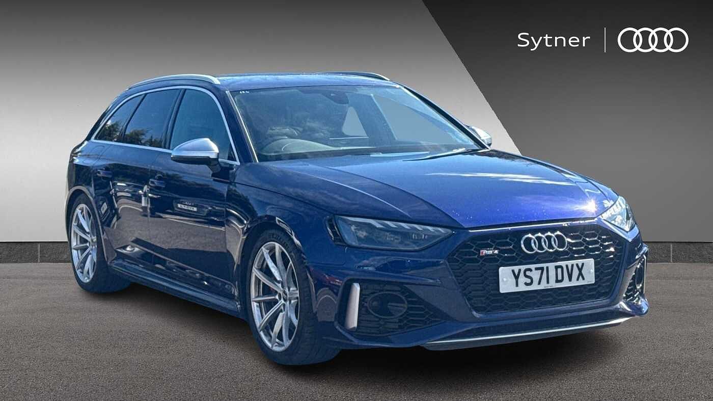 Main listing image - Audi RS4