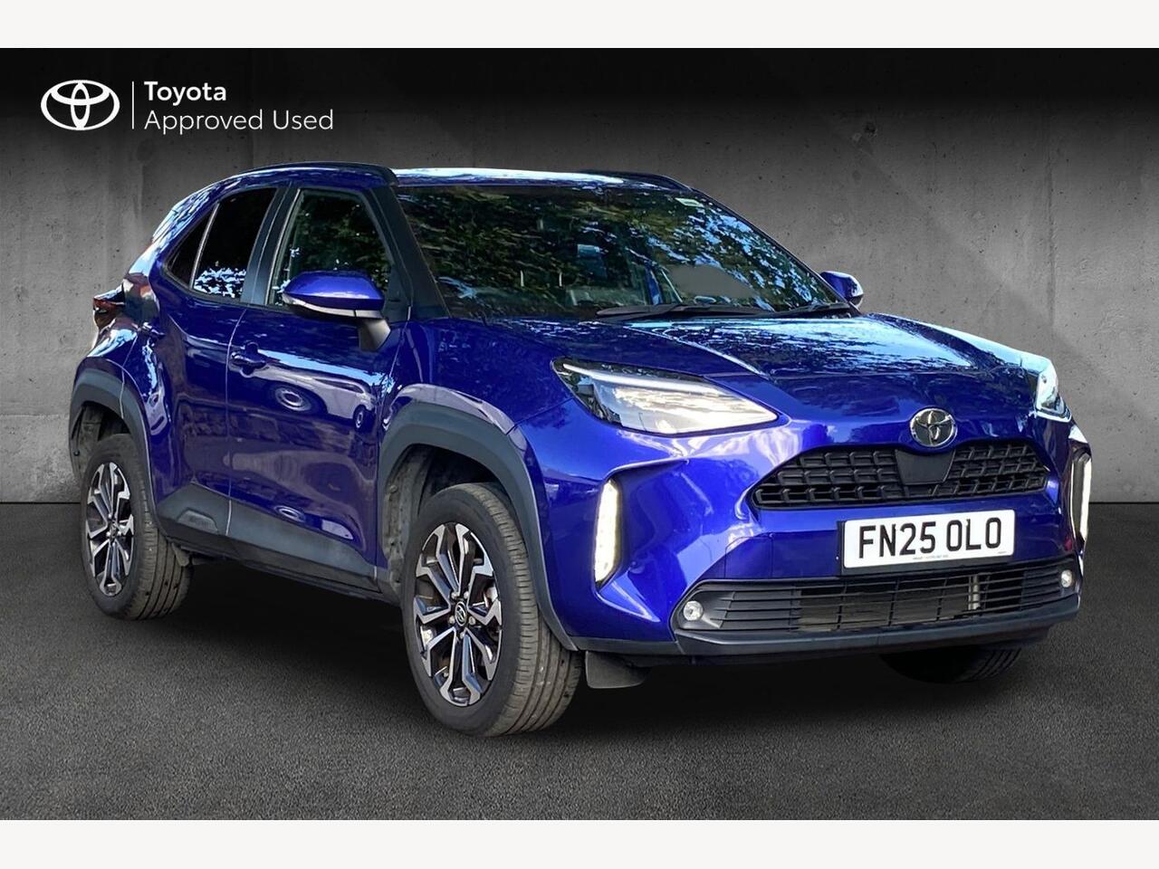 Main listing image - Toyota Yaris Cross