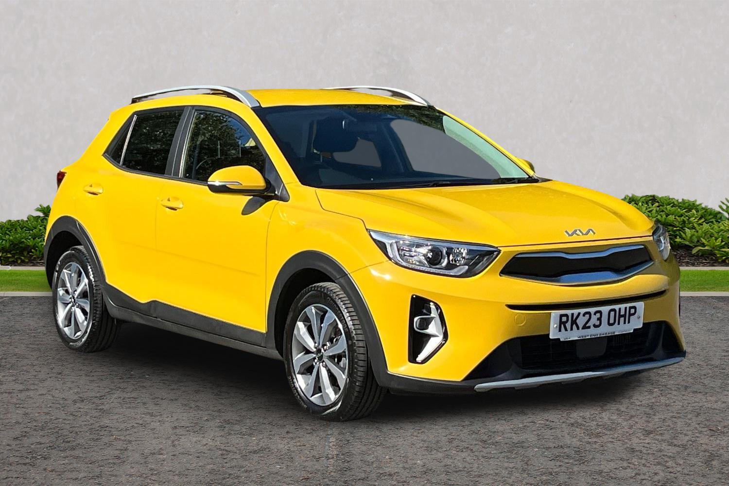 Main listing image - Kia Stonic