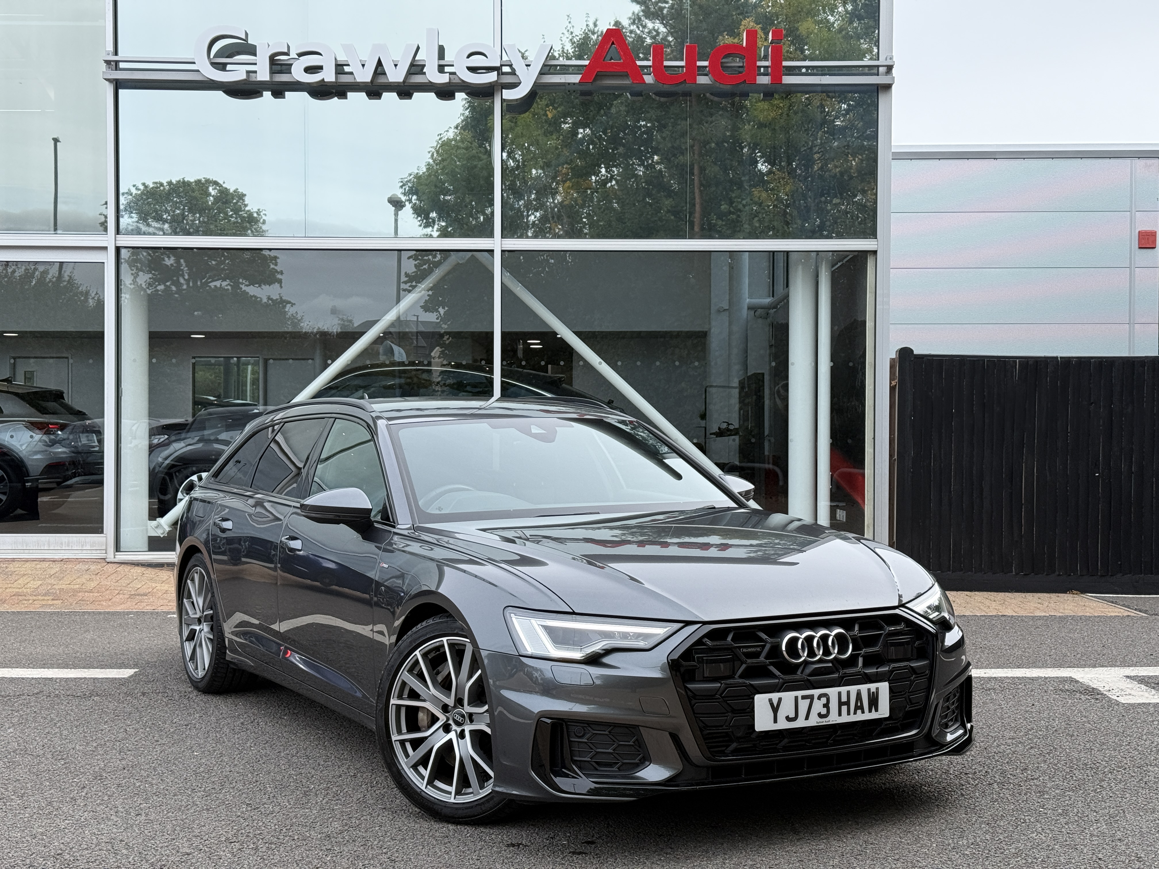 Main listing image - Audi A6